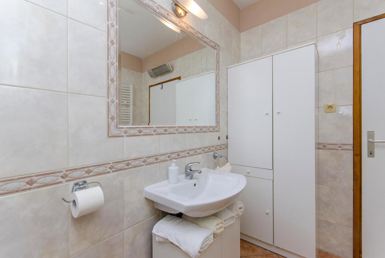 Fima Centar Stobrec Split Exterior foto